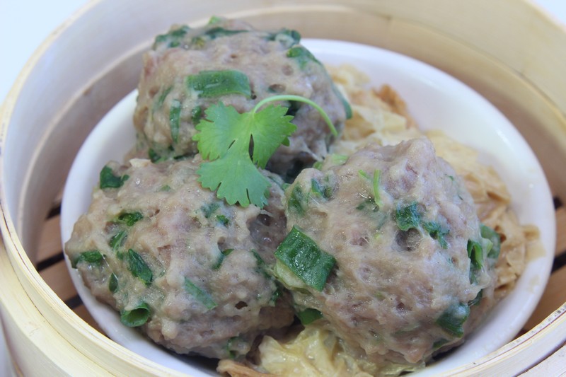 Steamed Beef Balls (6)