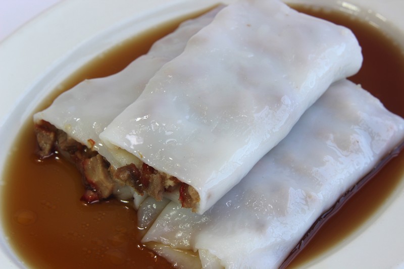 Steamed Rice Pastries with BBQ Pork (9)