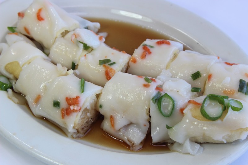 Steamed Rice Pastries with Chinese Donought (1)