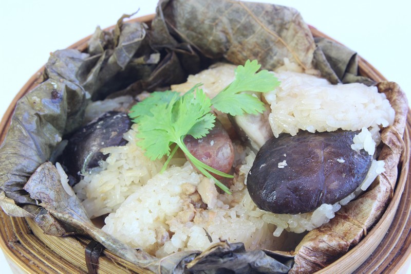 Sticky Rice in Lotus Leaf (4)